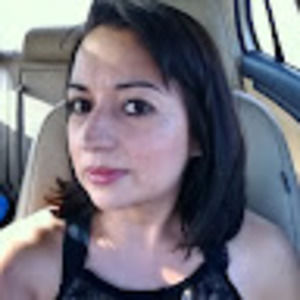 Meet your Posher, Corina